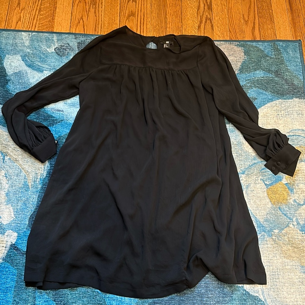 H & M LONG SLEEVE BLACK BLOUSE DRESS SZ 12 NWOT